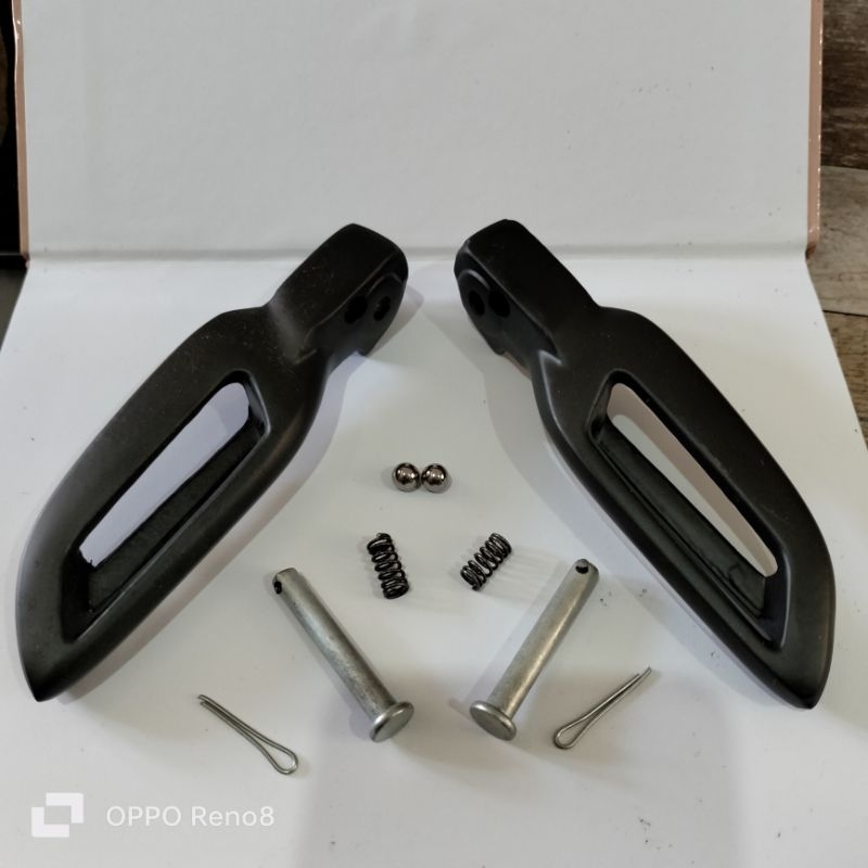 Footstep Scoopy New 2020-2023 Scoopy Donat versi ke 2 warna hitam dopp