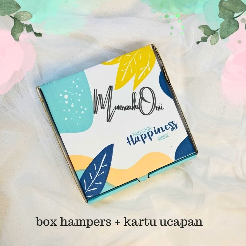 

Ekstra box hampers + kartu ucapan