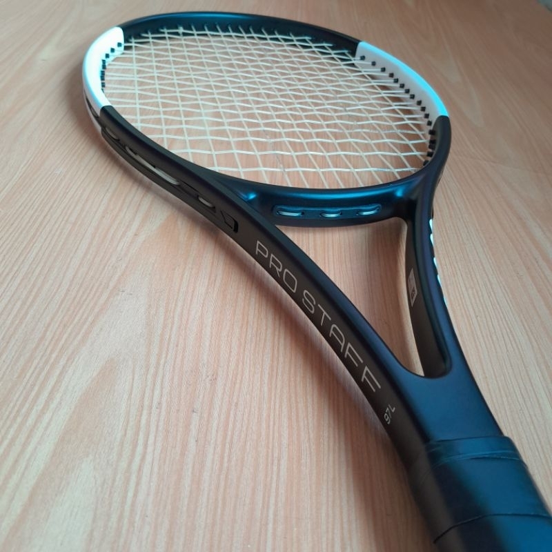 Raket Tenis Wilson Pro Staff 97 L