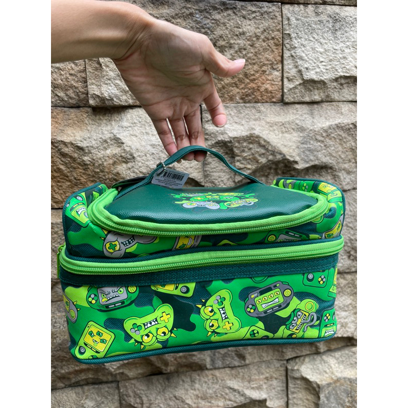 SMIGGLE lunch bag Game