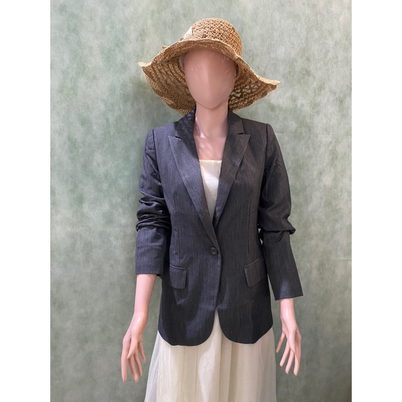 Preloved/Thrift Grey Blazer Abu-abu Forever 21 Korean Style