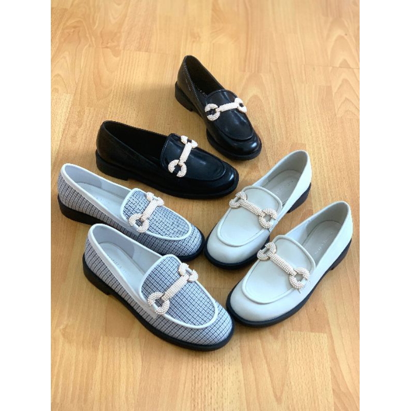 554 Sepatu Wanita Sepatu Loafers Sepatu Flat