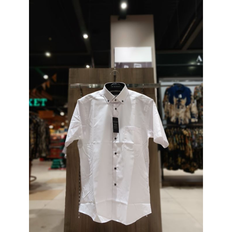 Kemeja Formal Alisan Lengan Pendek