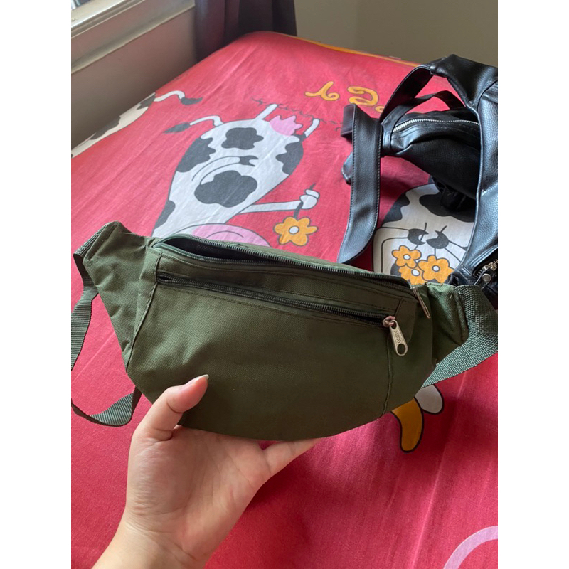 Waistbag Tas Pinggang Pria Sling Bag Second Preloved Bekas