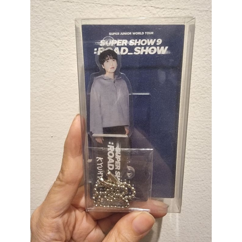 kyuhyun standee super show 9 encore road show