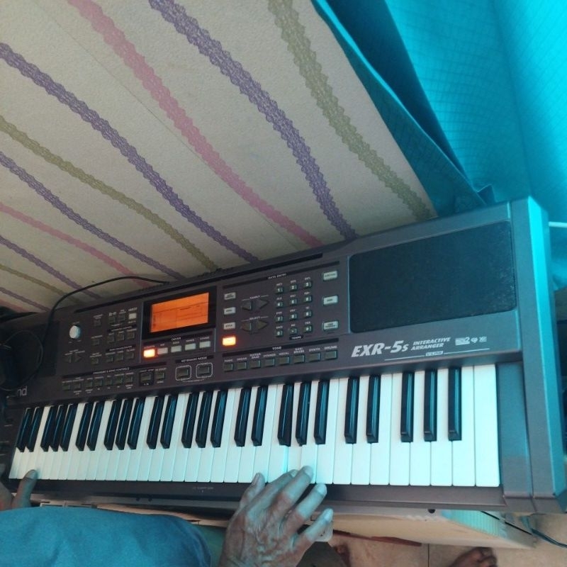 Keyboard Roland EXR-5s