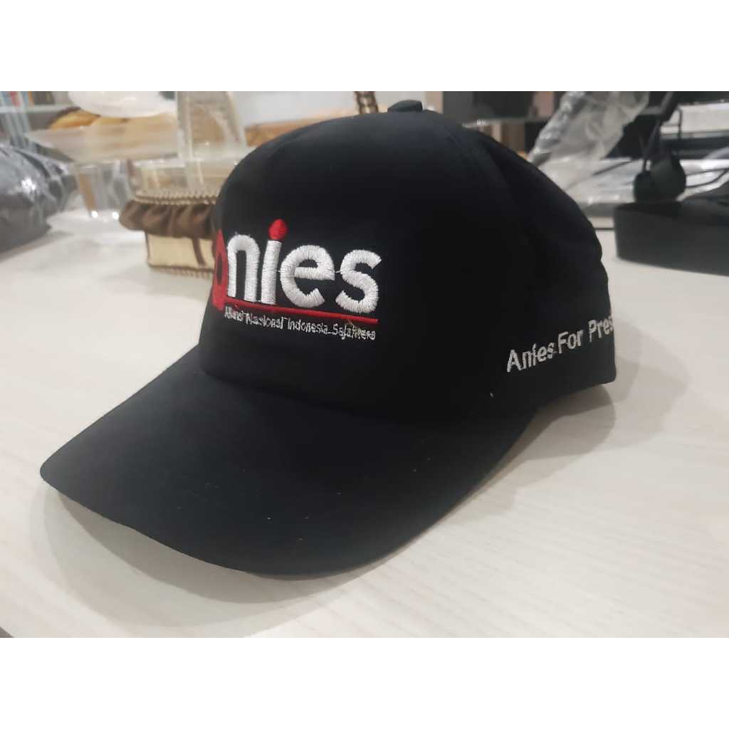 TOPI ANIES BASWEDAN