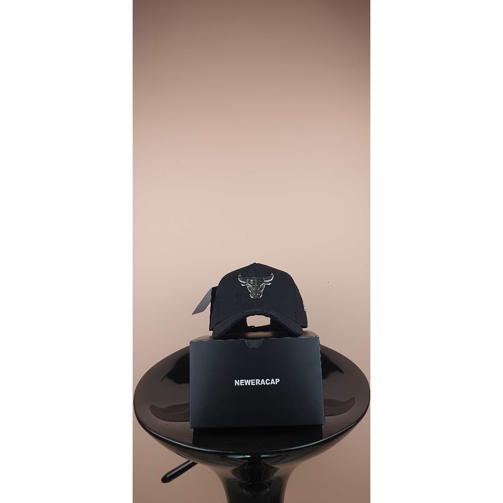 bulls hitam besi silver Topi Pria Baseball Snapback Polos Wanita Unisex Premium