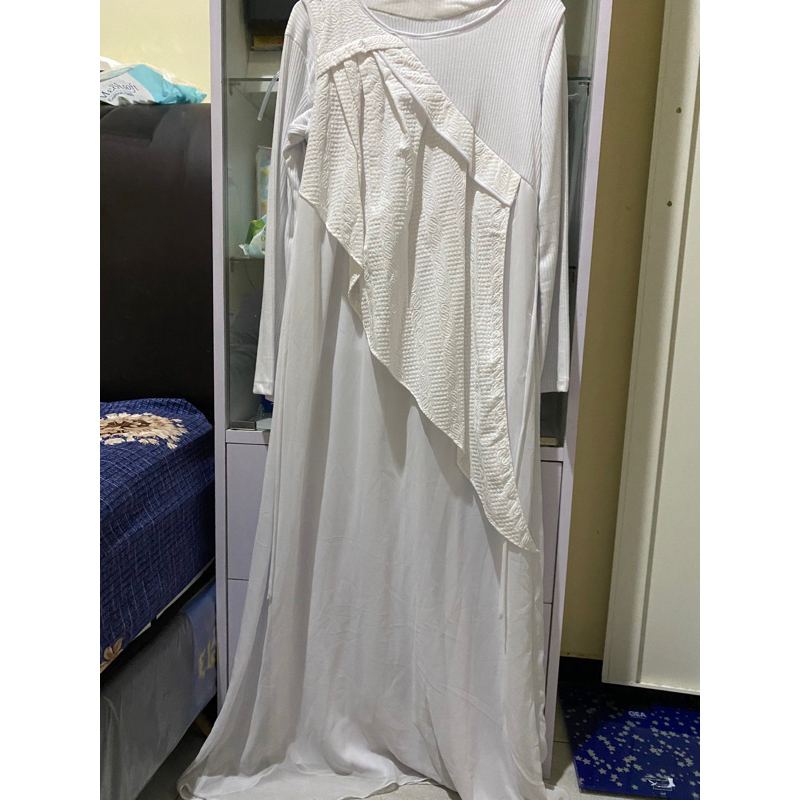 gamis warna putih