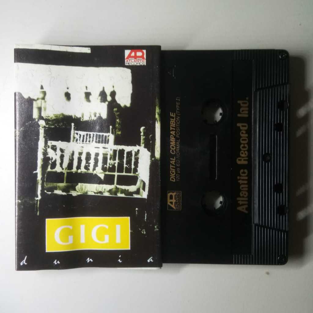 Kaset Gigi - Dunia