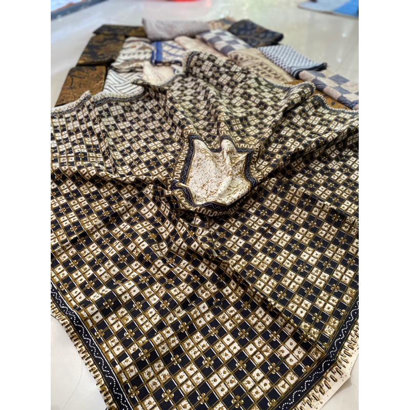 udeng batik semi tulis lembaran