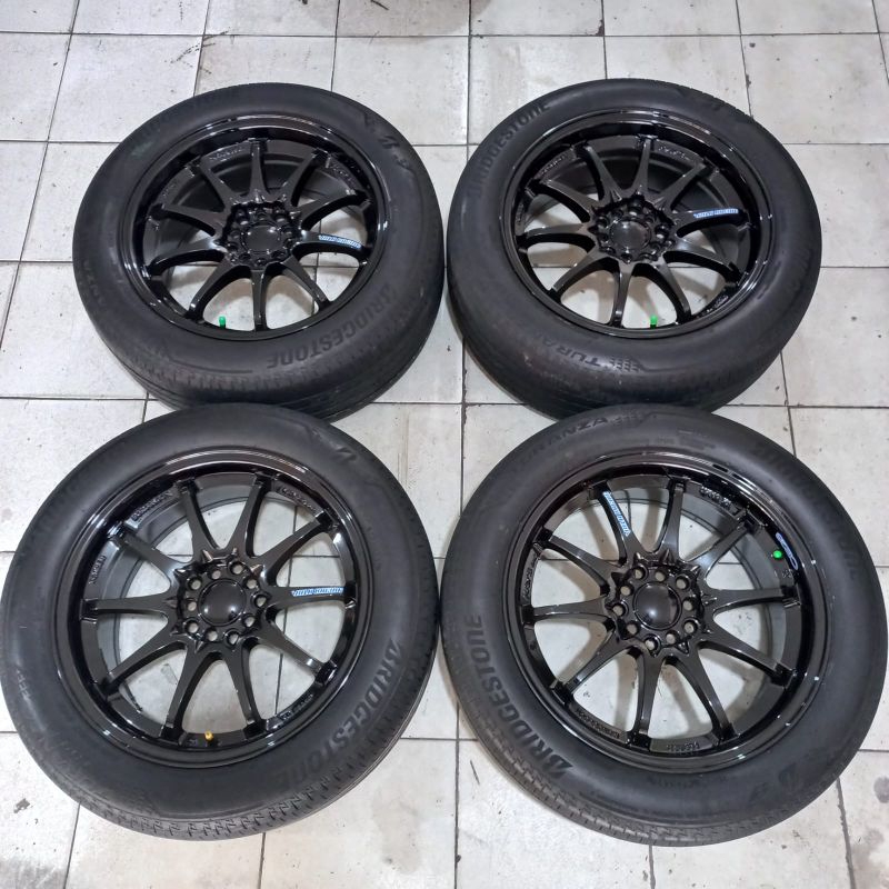 Velg Mobil Bekas CE28 Ring 17 pcd 5x100-114.3 + Ban 215 55 R17