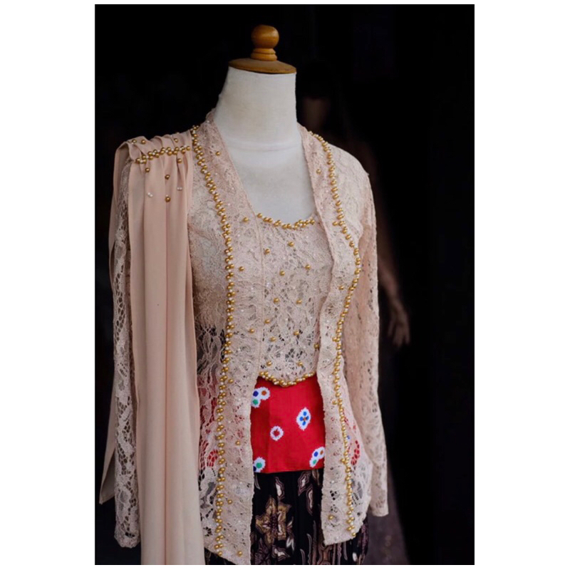 set kebaya wisuda-kebaya kutu baru-kebaya lembayung-kebaya lamaran