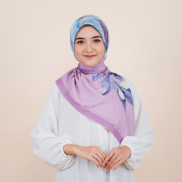 HIKIVA Laser Cut Hijab Segi Empat Print Motif Marwa Warna Ungu