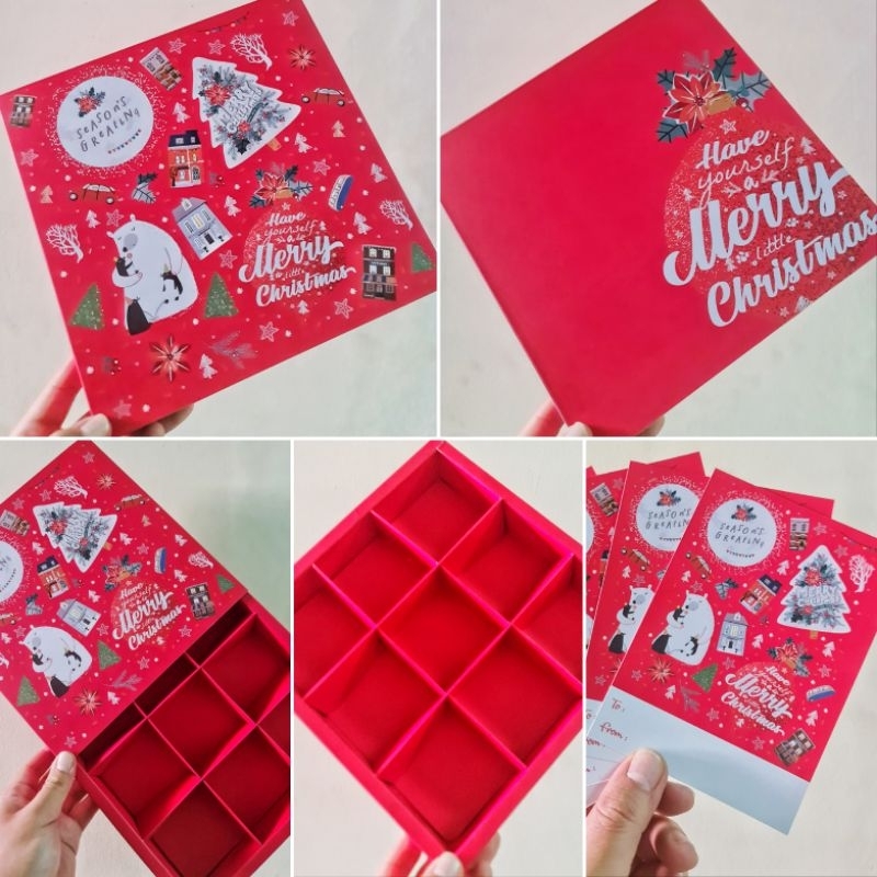 

Dus Natal Fruitpie Sekat 9 uk. 7.3x7.3x4.5 cm " Season Greetings " ( 1 pack isi 5 pcs dus & Kartu Ucapan )