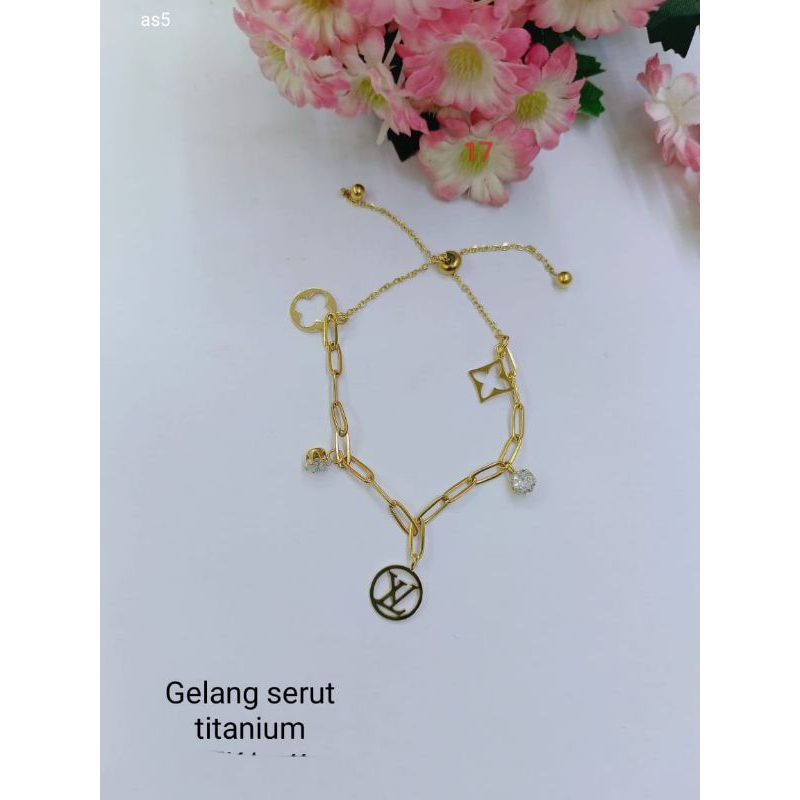 Gelang hati wanita titanium anti karat gold liontin berlian gelang serut titanium