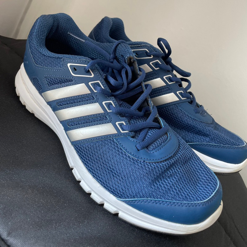 Sepatu lari adidas laki laki men pria size 42 PRELOVED