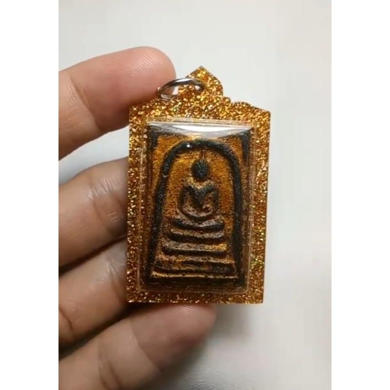 Phra Somdej dan Phra Sivali Locket