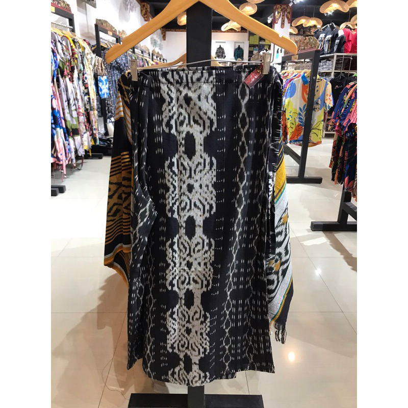 Celana Wrap Pants Blanket