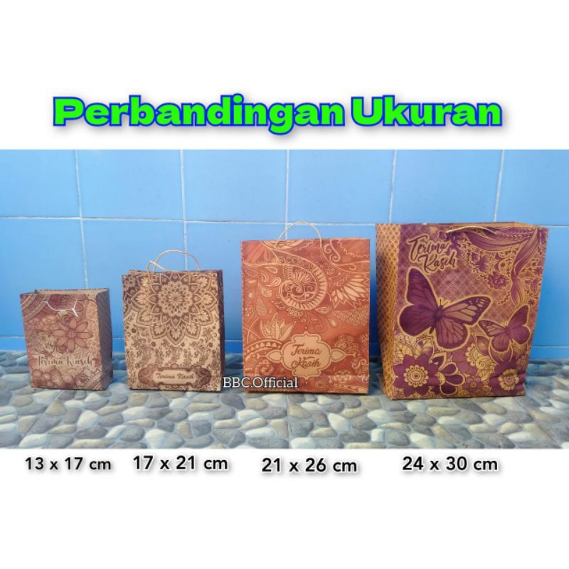 

(10 PCS) TAS KERTAS MOTIF 21 x 26 Cm
