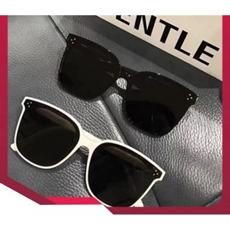 Kacamata retro hitam putih