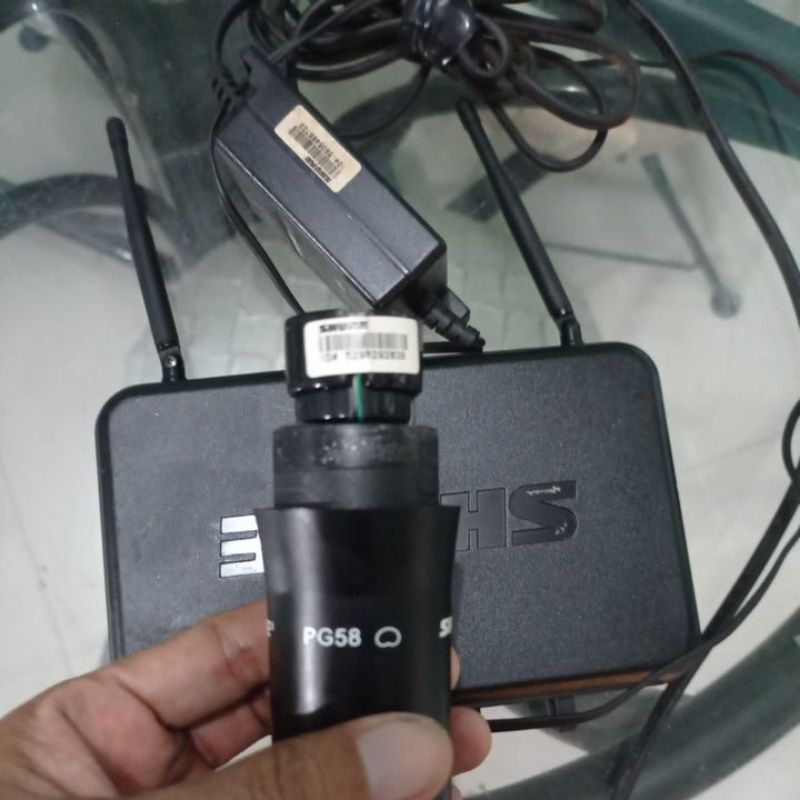 mic wireless shure svx4 bekas normal