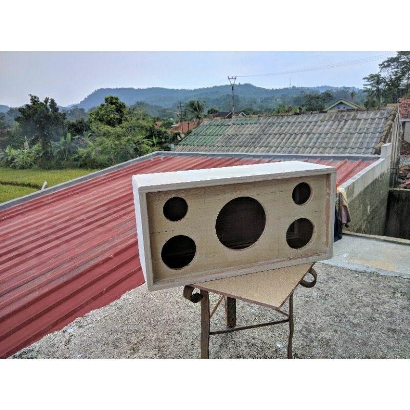 Box speaker 3 way 5 inch tweeter