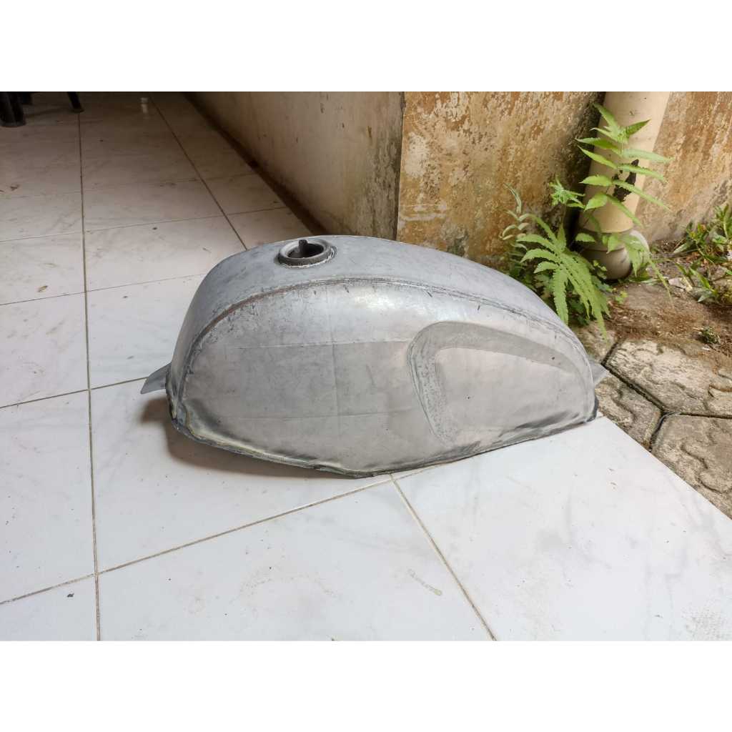 Tangki XSR For Vixion lama japstyle Bratstyle Motor custom rangka Vixion Scorpio