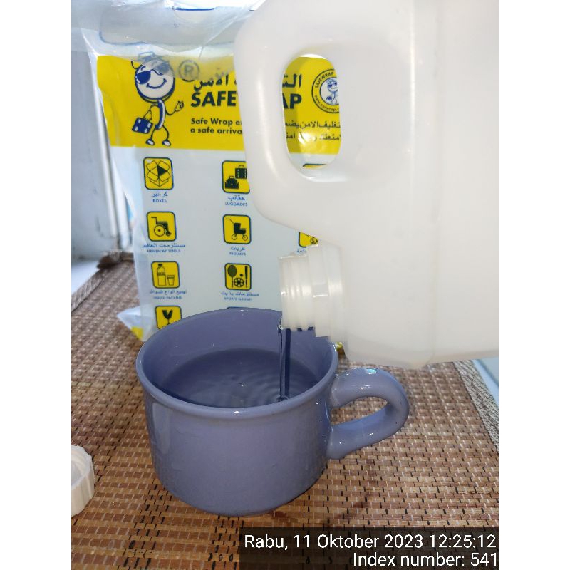 

Air zamzam asli (kemasan 1 liter)Ready Batam bisa gosend