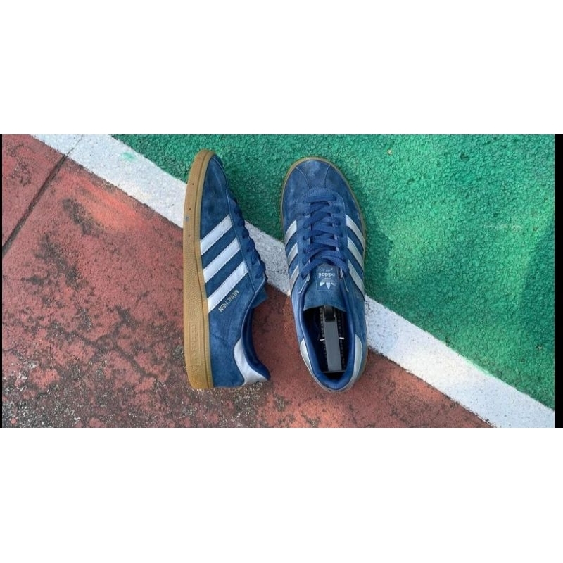 adidas munchen navy