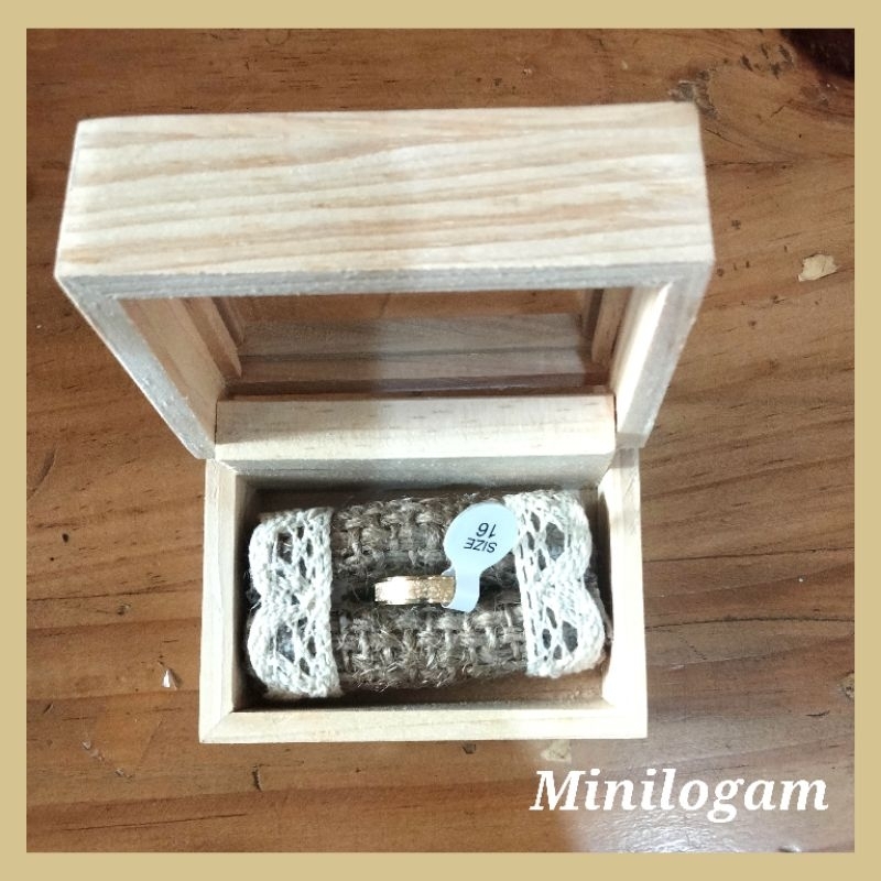 

kotak cincin rustic ,box kayu kecil ,tunangan ,nikah