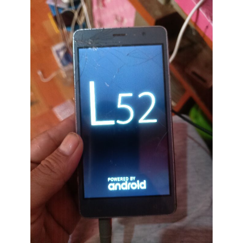 mesin spc L52 s* normal bonus lcd masih nyala (tanpa batre)