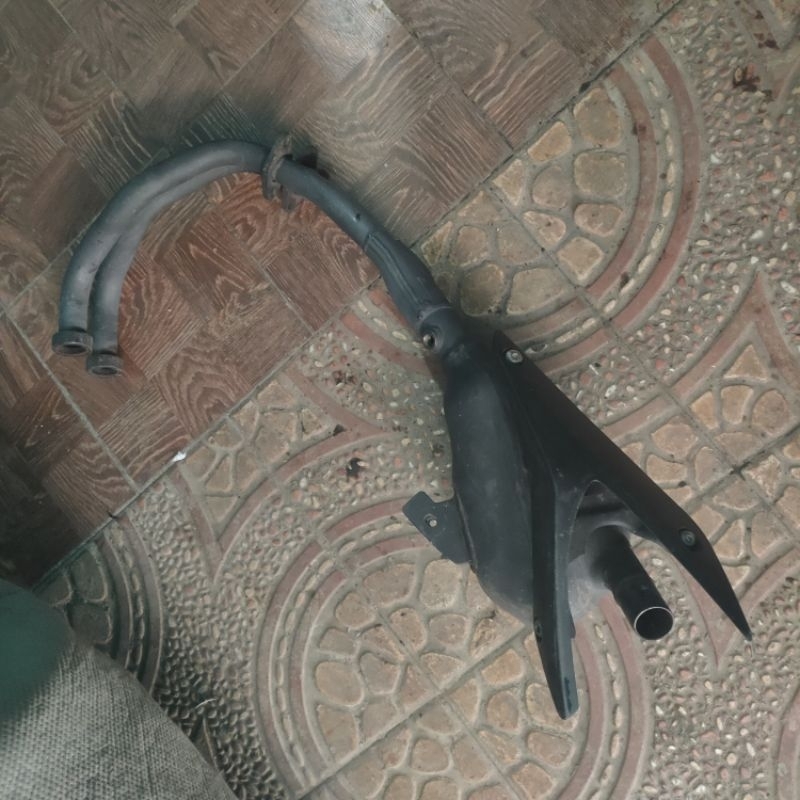 Leher knalpot header kenalpot Yamaha R25 MT25 asli original leheran penyambung knalpot