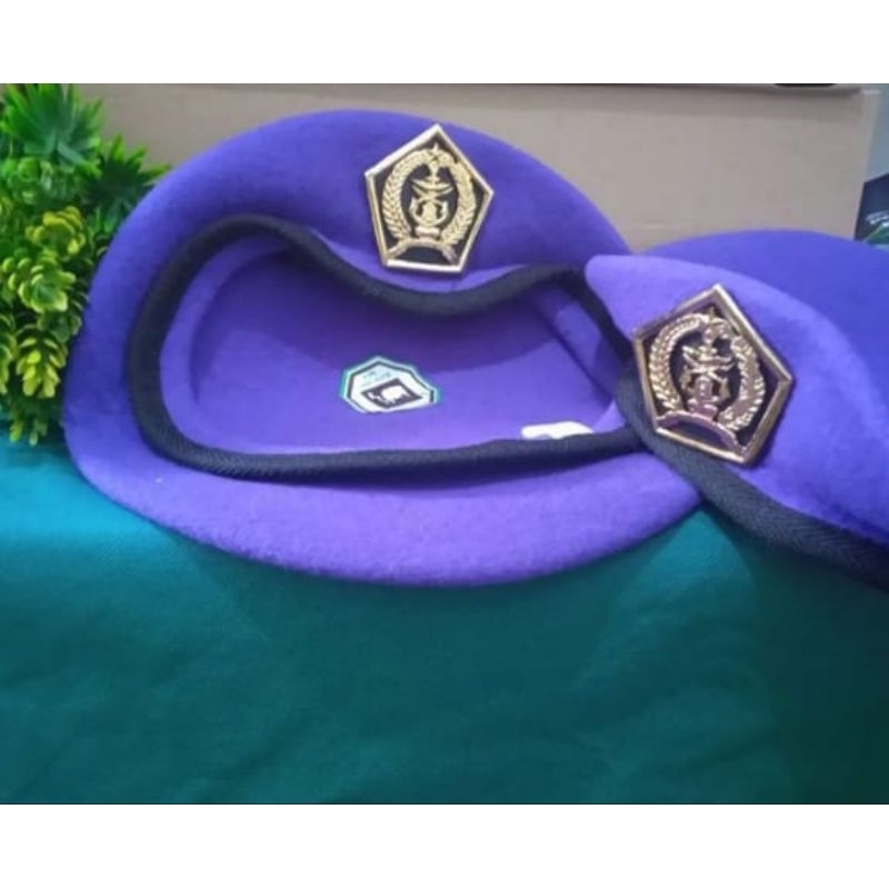 baret ungu menwa iarmi merk camel