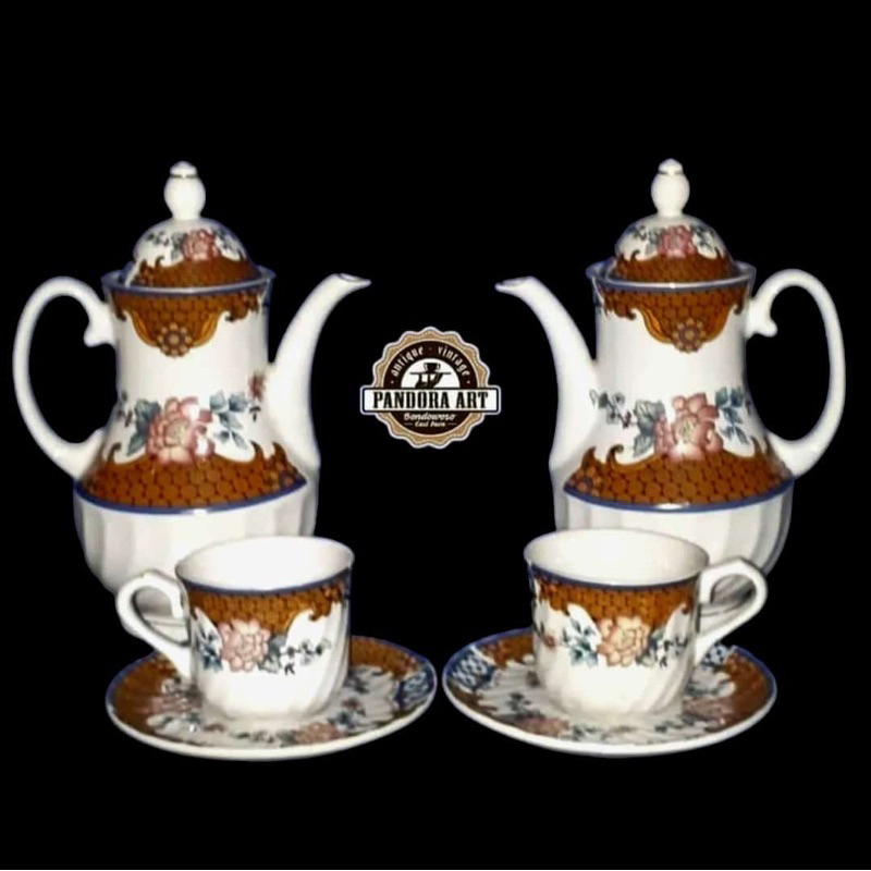 Sepasang teaset JOMBLO NORITOKI ROYAL japan lawas