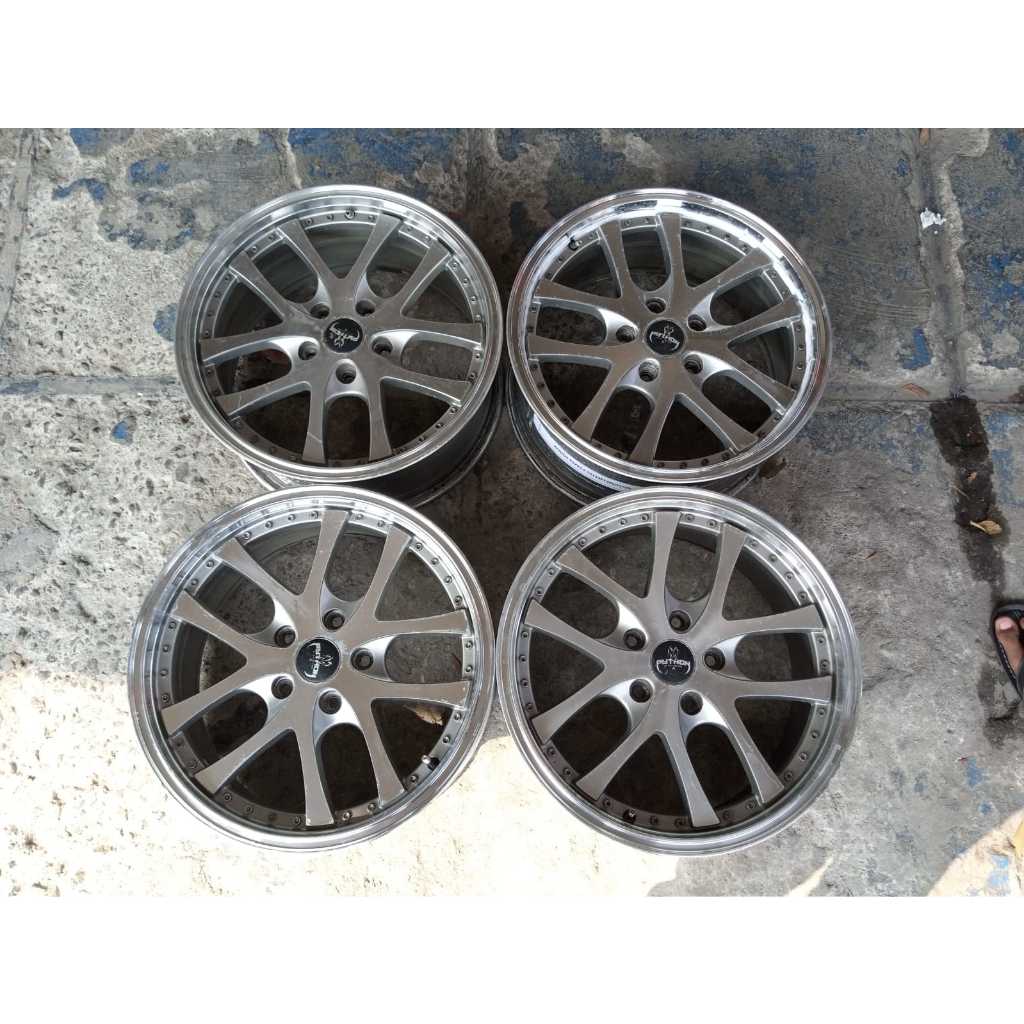 vleg/peleg mobil racing bekas ring 17 pcd 5x114,3 kranze
