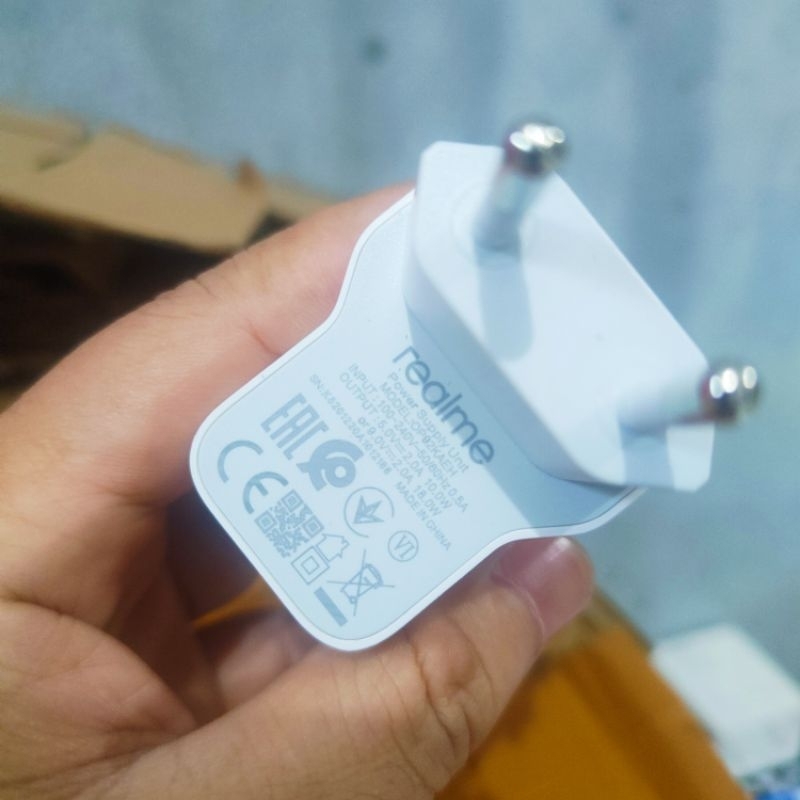 ADAPTOR // ADAPTER // KEPALA CHARGER REALME FAST CHARGING (18W)