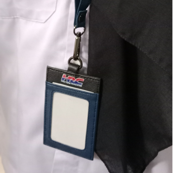 

TEMPAT WADAH SAMPUL KARTU NAMA ID CARD HONDA HRC23 ID Card Holder