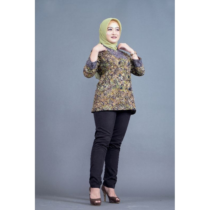 Atasan Anyelir by Kinanthi Batik Nusantara.