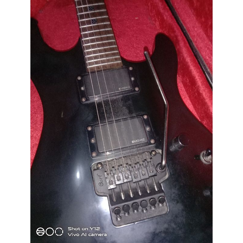 gitar cort evl k4