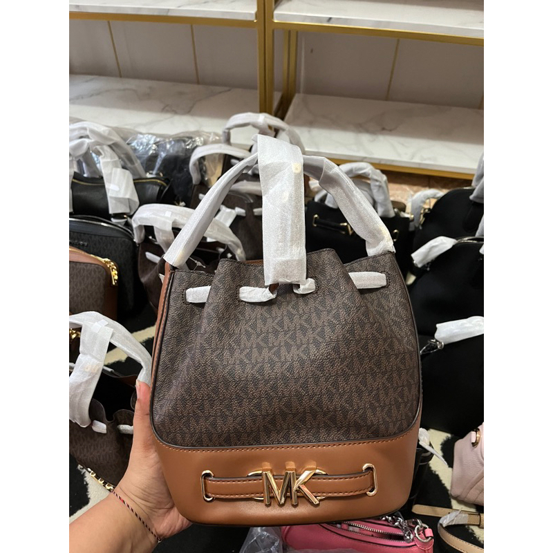 MK REED BUCKET MEDIUM NEW