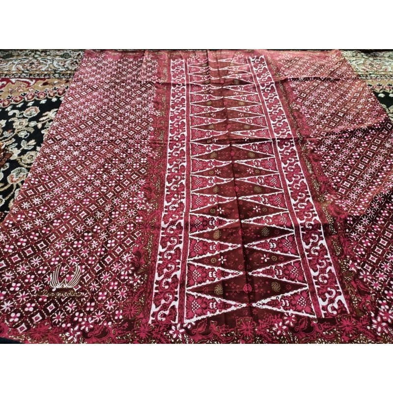 SARUNG BATIK LAR GURDA PREMIUM ORIGINAL/SARUNG BATIK TULIS ASLI SOLO~SARUNG SANTRI