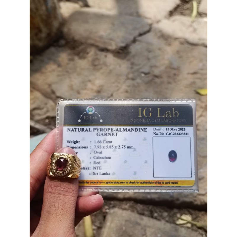 Batu Natural Pyrope-Almandine Garnet, NTE, Sudah Memo IG Lab