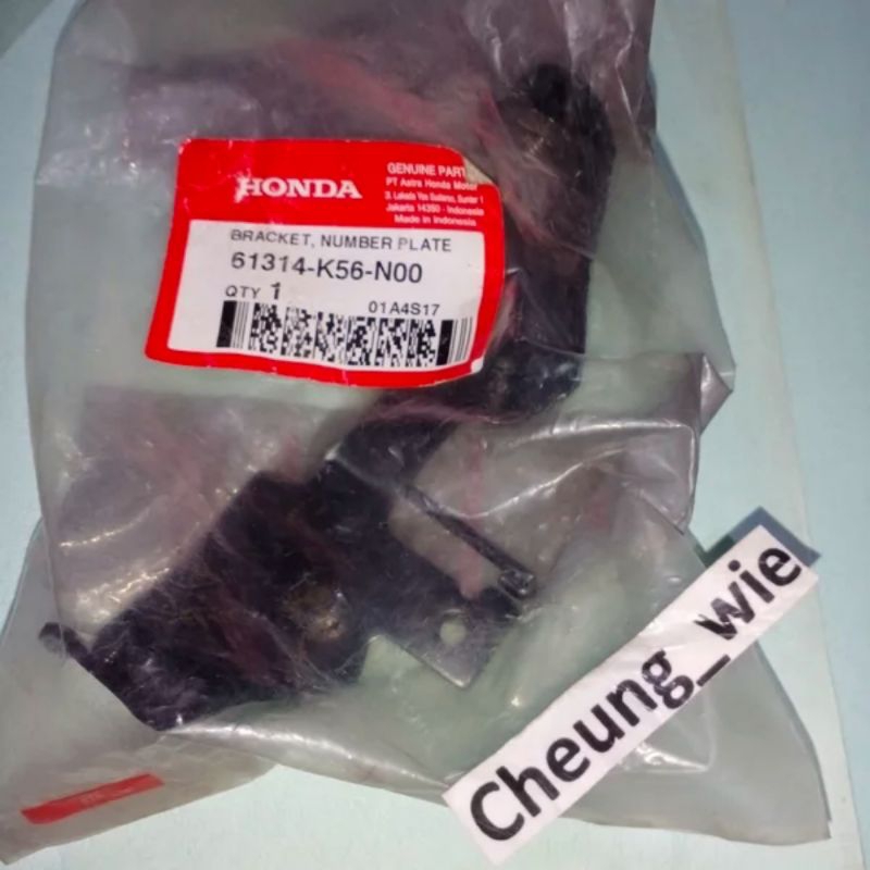61314K56N00 rumah bracket Number plate Honda sonic 150 R F1 injeksi ori AHM asli Honda Genuine Parts