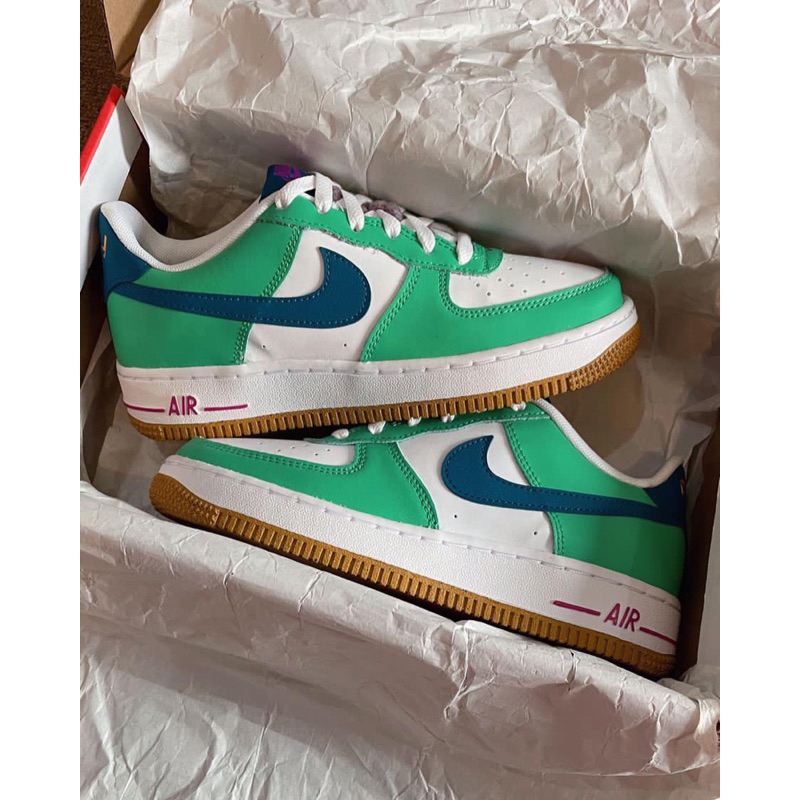 Nike Wmns Air Force 1 Low ‘07 Leather  Colour : White / Teal Green / Seafoam-Green