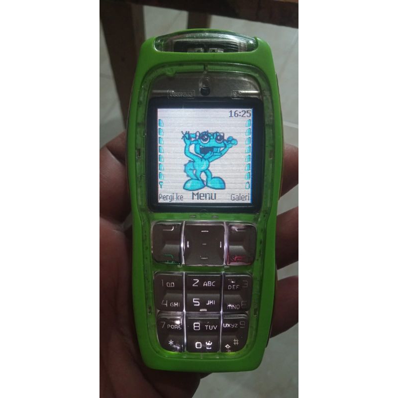 HP jadul Nokia 3220 sinyal XL & by u
