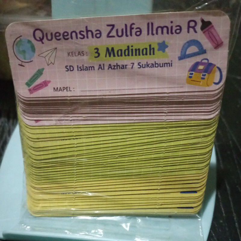 

Label nama Queensha Zulfa Ilmia R