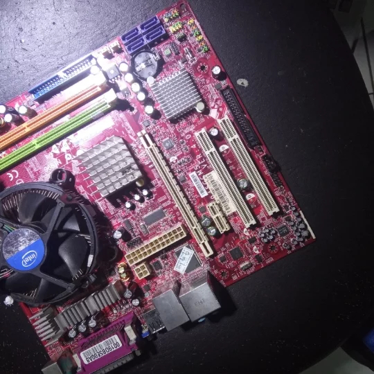 mobo pc soket LGA775 ddr2
