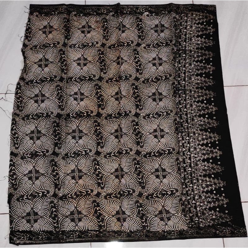 Sarung Muslim batik Perempuan khas Madura