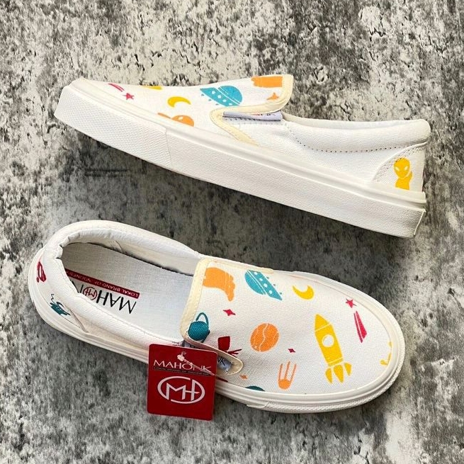 SEPATU MK SLIP ON PLN CREAM SEPATU PRIA & WANITA 100% ORIGINAL MADE IN INDONESIA SIZE 36-43